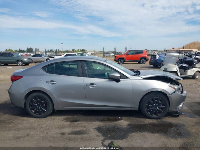 Продажа на аукционе авто 2015 Mazda Mazda3 I Sport, vin: 3MZBM1U78FM175920, номер лота: 45889934
