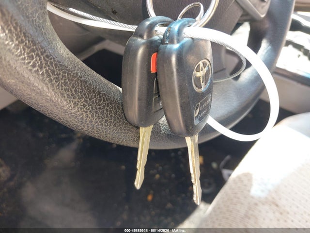 45889938 :رقم المزاد ، 4T4BF1FK6ER380551 vin ، 2014 Toyota Camry Le مزاد بيع