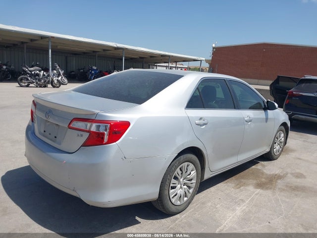 45889938 :رقم المزاد ، 4T4BF1FK6ER380551 vin ، 2014 Toyota Camry Le مزاد بيع
