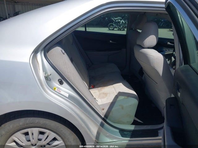 45889938 :رقم المزاد ، 4T4BF1FK6ER380551 vin ، 2014 Toyota Camry Le مزاد بيع
