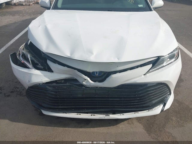 2018 Toyota Camry Hybrid Le მანქანა იყიდება აუქციონზე, vin: 4T1B31HK6JU506384, აუქციონის ნომერი: 45889939