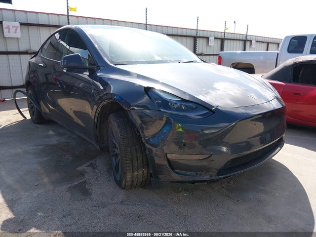 2024 Tesla Model Y Long Range Single Motor Rear-wheel Drive/rwd მანქანა იყიდება აუქციონზე, vin: 7SAYGDED9RF155049, აუქციონის ნომერი: 45889969