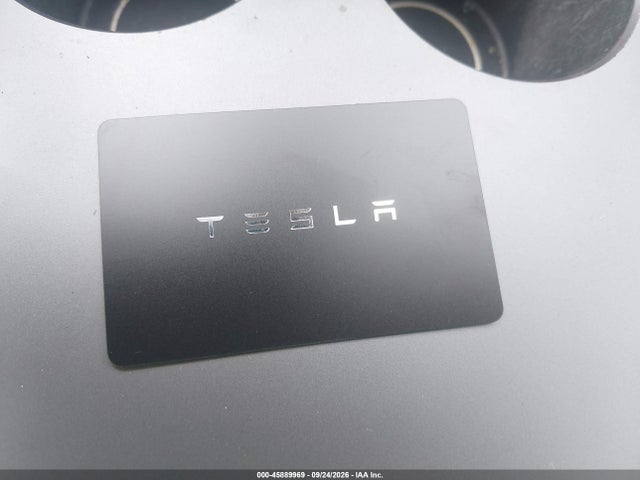 2024 Tesla Model Y Long Range Single Motor Rear-wheel Drive/rwd მანქანა იყიდება აუქციონზე, vin: 7SAYGDED9RF155049, აუქციონის ნომერი: 45889969