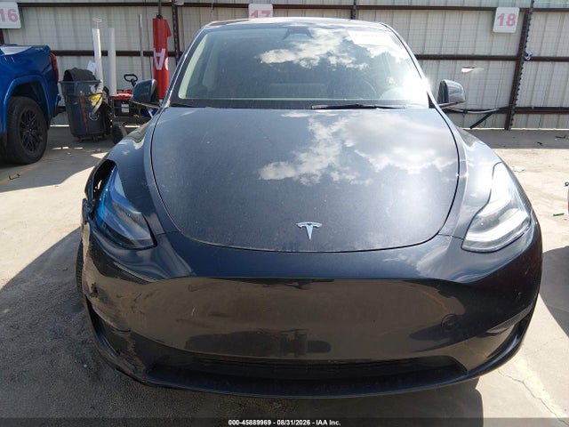 2024 Tesla Model Y Long Range Single Motor Rear-wheel Drive/rwd მანქანა იყიდება აუქციონზე, vin: 7SAYGDED9RF155049, აუქციონის ნომერი: 45889969
