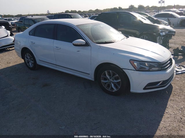 45889983 :رقم المزاد ، 1VWAS7A38GC026075 vin ، 2016 Volkswagen Passat 1.8t S مزاد بيع