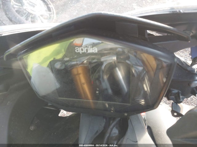 ZD4KSUG04PS001879 Aprilia Rs 660
