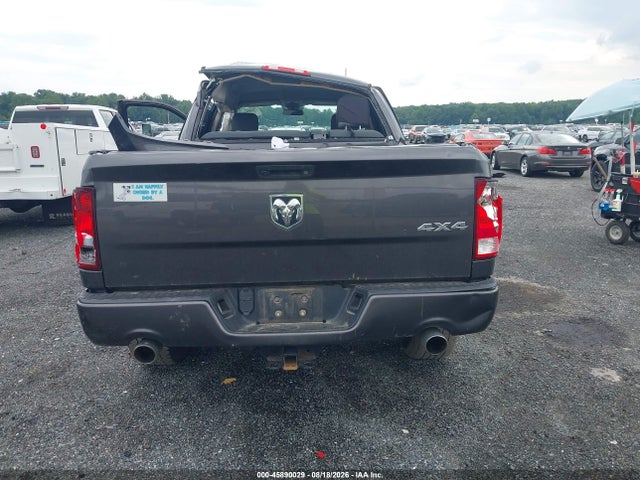 45890029 :رقم المزاد ، 1C6RR7KT6HS728281 vin ، 2017 Ram 1500 Express  4x4 5'7 Box مزاد بيع