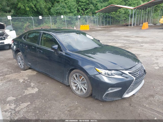 45890056 :رقم المزاد ، JTHBW1GG3H2142793 vin ، 2017 Lexus Es 300h مزاد بيع