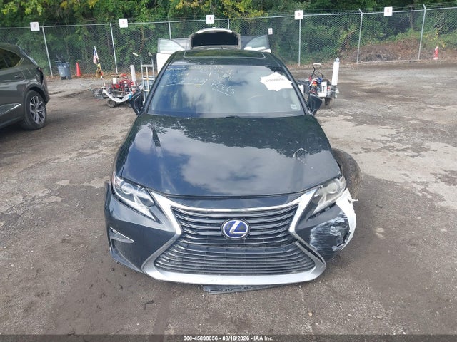 45890056 :رقم المزاد ، JTHBW1GG3H2142793 vin ، 2017 Lexus Es 300h مزاد بيع