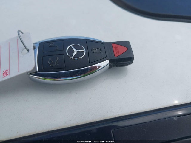 Продажа на аукционе авто 2013 Mercedes-benz C 300 Luxury 4matic/sport 4matic, vin: WDDGF8AB2DR293421, номер лота: 45890066