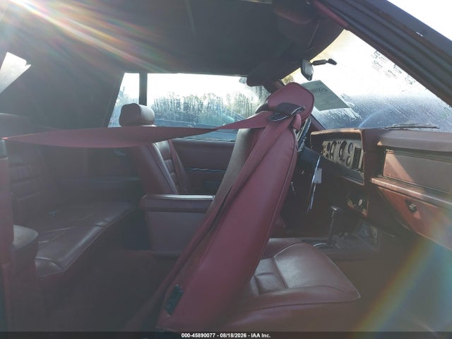 1984 Ford Mustang Glx მანქანა იყიდება აუქციონზე, vin: 1FABP2736EF216610, აუქციონის ნომერი: 45890077
