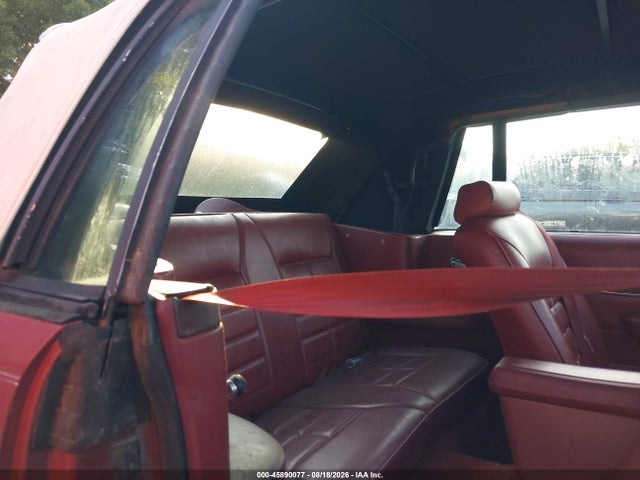 1984 Ford Mustang Glx მანქანა იყიდება აუქციონზე, vin: 1FABP2736EF216610, აუქციონის ნომერი: 45890077
