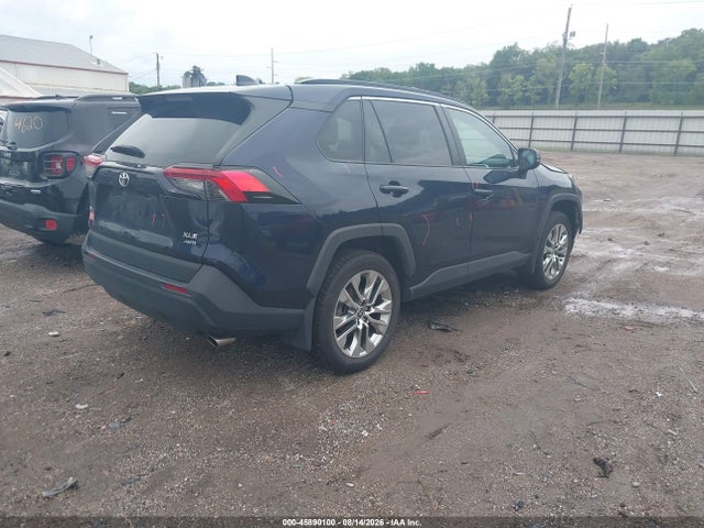 Toyota Rav4 Xle Premium 2021 2T3A1RFV4MW202740 Image 4