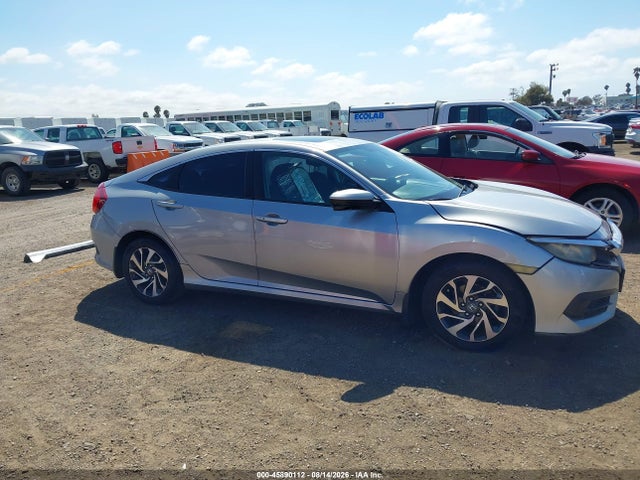 Продаж на аукціоні авто 2016 Honda Civic Ex, vin: 2HGFC2F7XGH552422, номер лоту: 45890112
