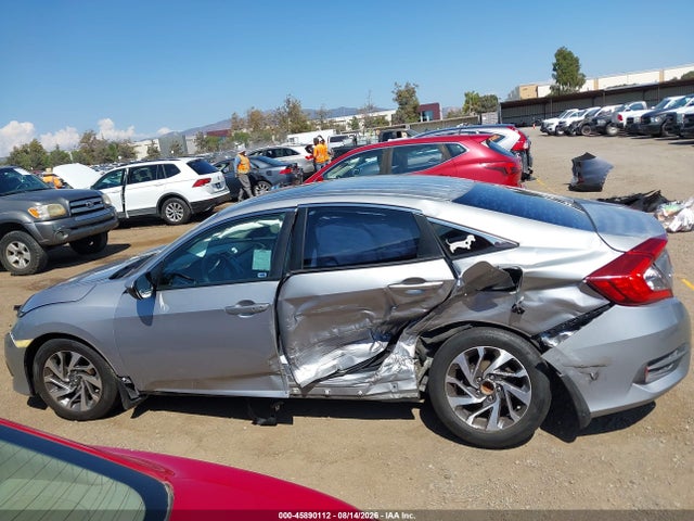 Продаж на аукціоні авто 2016 Honda Civic Ex, vin: 2HGFC2F7XGH552422, номер лоту: 45890112