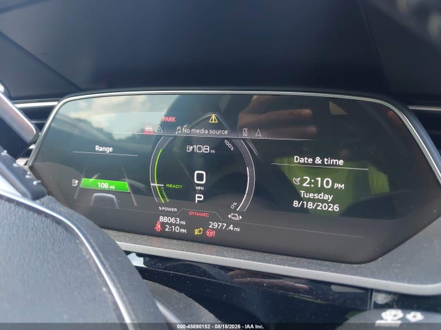 45890152 :رقم المزاد ، WA12AAGE6MB013580 vin ، 2021 Audi E-tron Sportback Premium Plus Quattro مزاد بيع