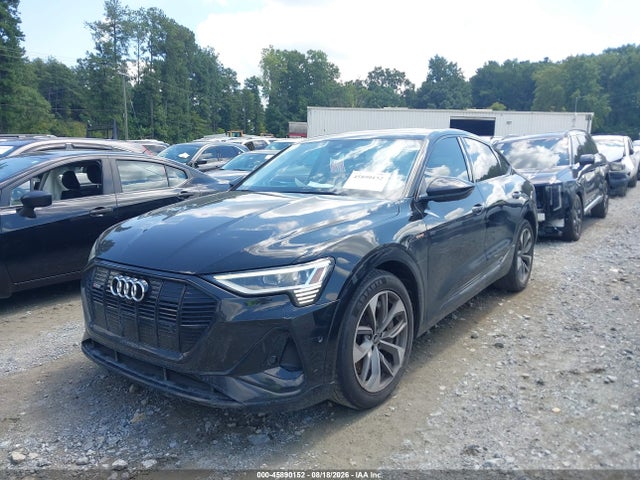 45890152 :رقم المزاد ، WA12AAGE6MB013580 vin ، 2021 Audi E-tron Sportback Premium Plus Quattro مزاد بيع