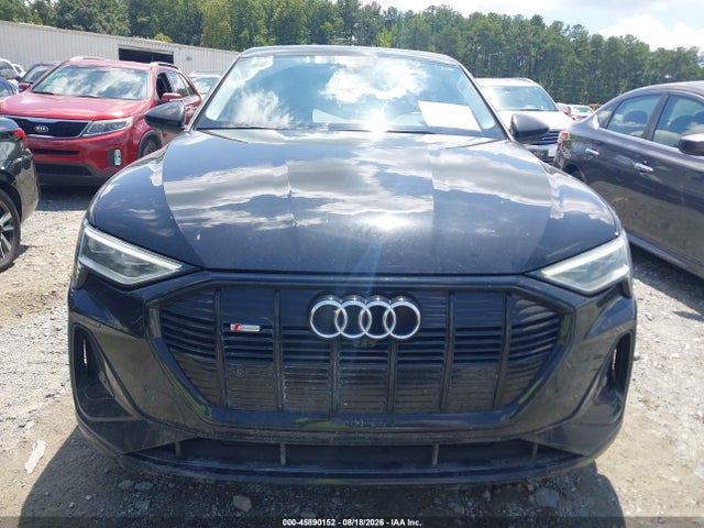 45890152 :رقم المزاد ، WA12AAGE6MB013580 vin ، 2021 Audi E-tron Sportback Premium Plus Quattro مزاد بيع