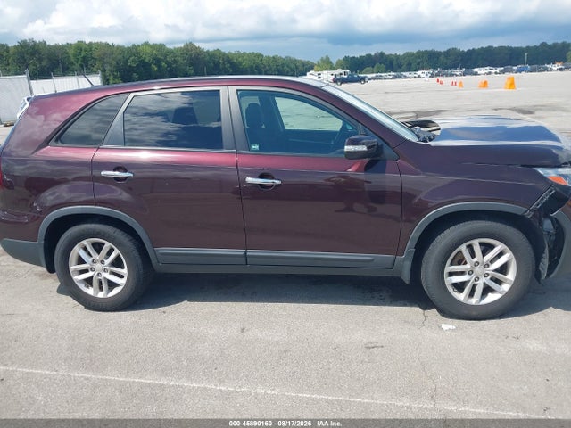 Auction sale of the 2014 Kia Sorento Lx, vin: 5XYKT3A64EG464382, lot number: 45890160