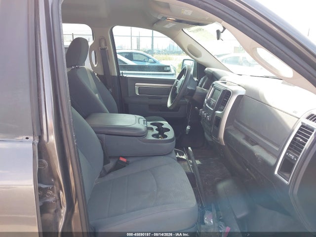 45890197 :رقم المزاد ، 1C6RR6TT1LS102073 vin ، 2020 Ram 1500 Classic Slt  4x2 6'4 Box مزاد بيع