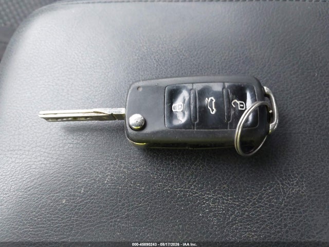 45890243 :رقم المزاد ، 1VWAT7A36EC035528 vin ، 2014 Volkswagen Passat 1.8t S مزاد بيع