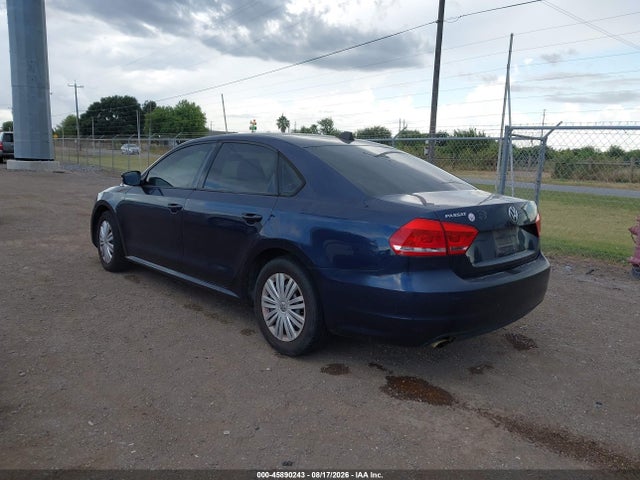 45890243 :رقم المزاد ، 1VWAT7A36EC035528 vin ، 2014 Volkswagen Passat 1.8t S مزاد بيع