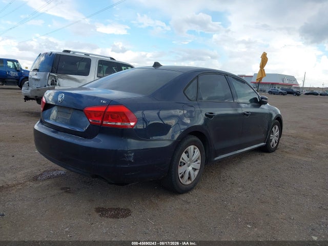 45890243 :رقم المزاد ، 1VWAT7A36EC035528 vin ، 2014 Volkswagen Passat 1.8t S مزاد بيع