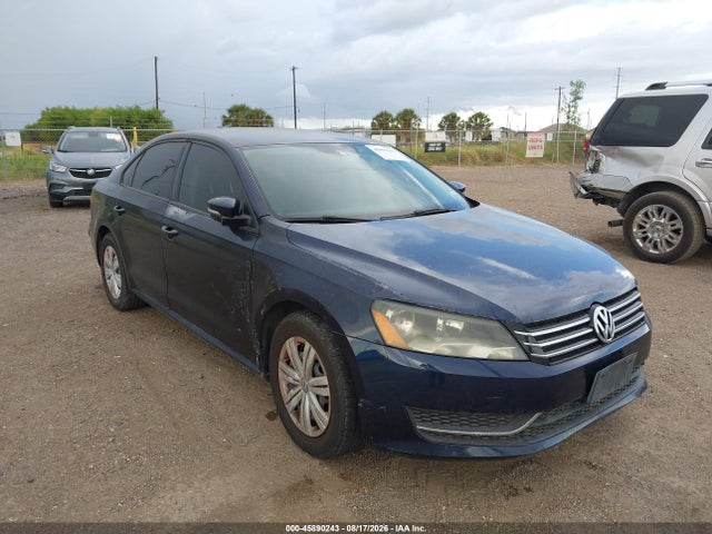 45890243 :رقم المزاد ، 1VWAT7A36EC035528 vin ، 2014 Volkswagen Passat 1.8t S مزاد بيع