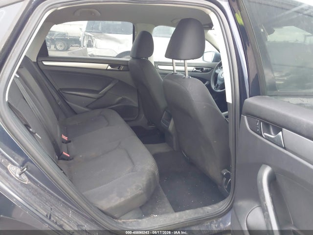 45890243 :رقم المزاد ، 1VWAT7A36EC035528 vin ، 2014 Volkswagen Passat 1.8t S مزاد بيع