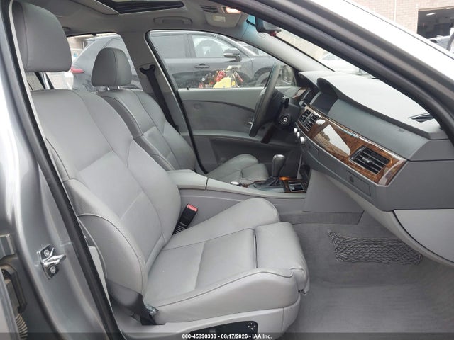 Продажа на аукционе авто 2006 Bmw 525i, vin: WBANE53576CK84758, номер лота: 45890309