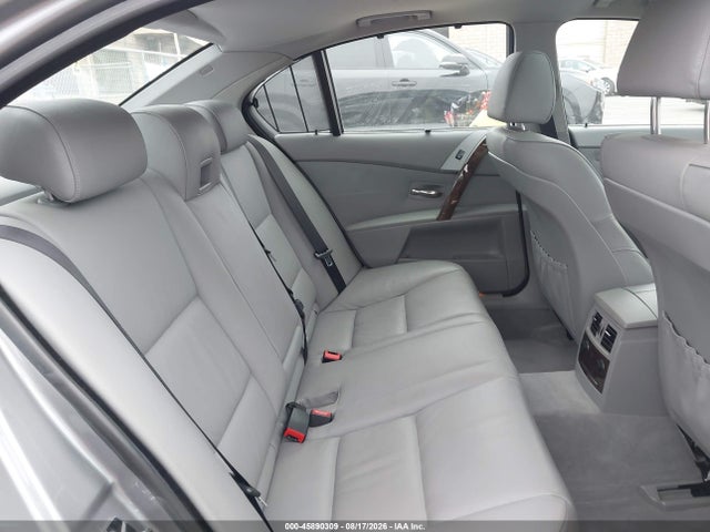 Продажа на аукционе авто 2006 Bmw 525i, vin: WBANE53576CK84758, номер лота: 45890309