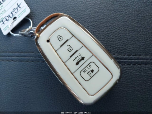 Продаж на аукціоні авто 2019 Toyota Rav4 Xle Premium, vin: 2T3C1RFV2KW038362, номер лоту: 45890355