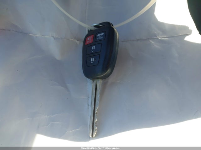 45890361 :رقم المزاد ، 2T1BURHE3GC545837 vin ، 2016 Toyota Corolla Le Plus مزاد بيع