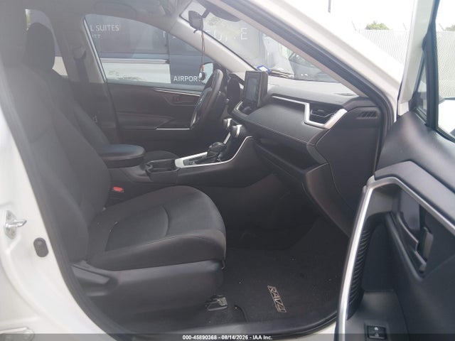 2T3H1RFV2LW075709 Toyota RAV4 LE