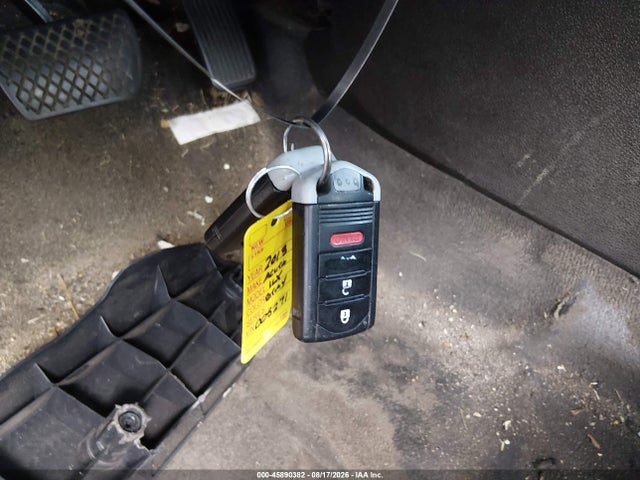 2013 Acura Ilx 2.0l მანქანა იყიდება აუქციონზე, vin: 19VDE1F76DE005271, აუქციონის ნომერი: 45890382