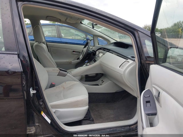 2014 Toyota Prius Two მანქანა იყიდება აუქციონზე, vin: JTDKN3DU6E0371535, აუქციონის ნომერი: 45890390