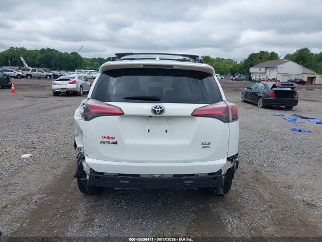 Продажа на аукционе авто 2018 Toyota Rav4 Xle, vin: JTMRFREV7JD243121, номер лота: 45890411