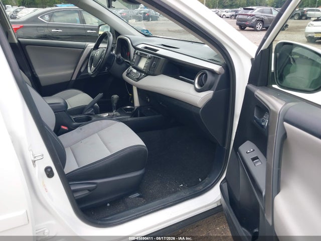 Продажа на аукционе авто 2018 Toyota Rav4 Xle, vin: JTMRFREV7JD243121, номер лота: 45890411