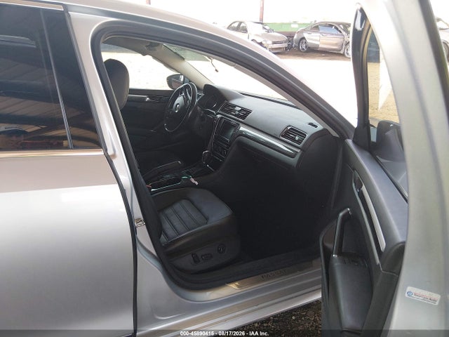 Aukcja sprzedaży 2018 Volkswagen Passat 2.0t Sel Premium, vin: 1VWCA7A31JC043559, numer aukcji: 45890415