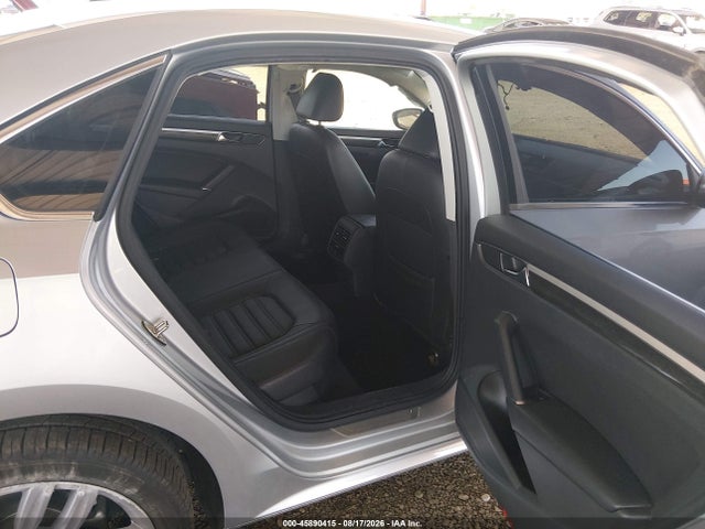 Aukcja sprzedaży 2018 Volkswagen Passat 2.0t Sel Premium, vin: 1VWCA7A31JC043559, numer aukcji: 45890415