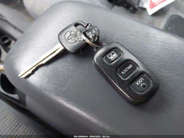 Продажа на аукционе авто 2000 Toyota 4runner Sr5 V6, vin: JT3GN86R2Y0141365, номер лота: 45890444