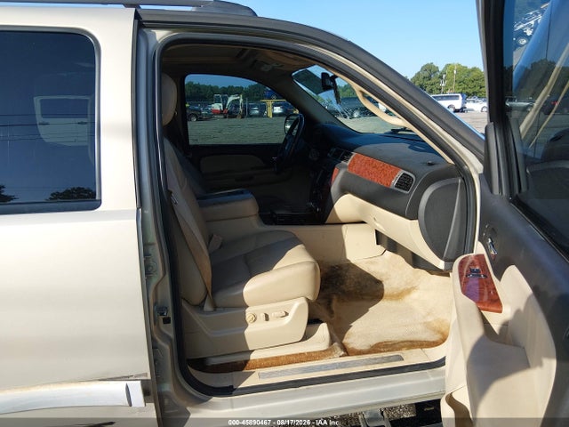 45890467 :رقم المزاد ، 3GNFK12378G186877 vin ، 2008 Chevrolet Avalanche 1500 Ltz مزاد بيع