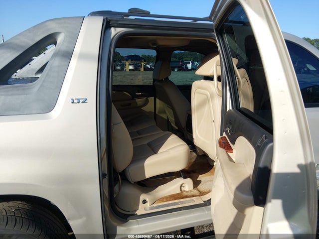 45890467 :رقم المزاد ، 3GNFK12378G186877 vin ، 2008 Chevrolet Avalanche 1500 Ltz مزاد بيع