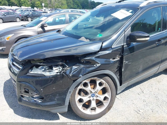 45890505 :رقم المزاد ، 1FMCU0J96DUA32895 vin ، 2013 Ford Escape Titanium مزاد بيع