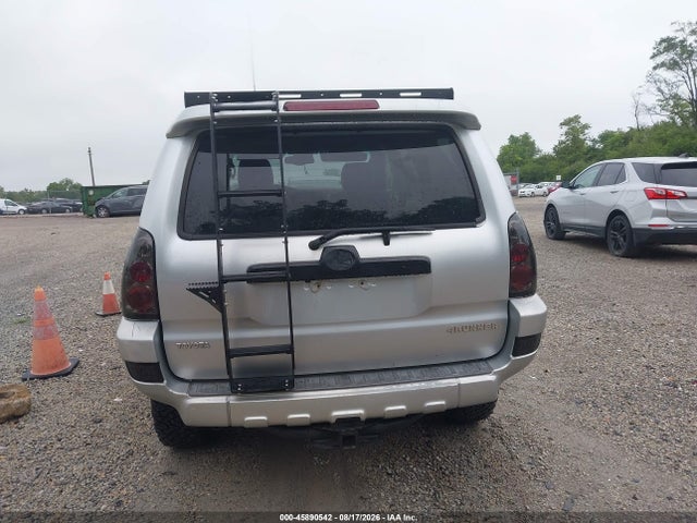 2004 Toyota 4runner Limited V8 მანქანა იყიდება აუქციონზე, vin: JTEBT17R848009767, აუქციონის ნომერი: 45890542