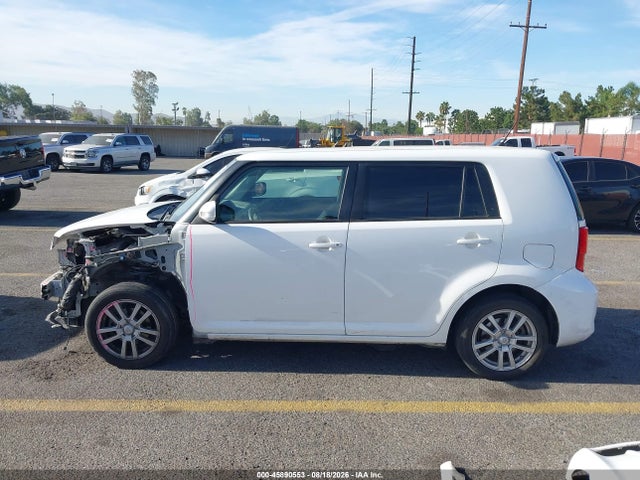 45890553 :رقم المزاد ، JTLZE4FE9FJ077606 vin ، 2015 Scion Xb مزاد بيع
