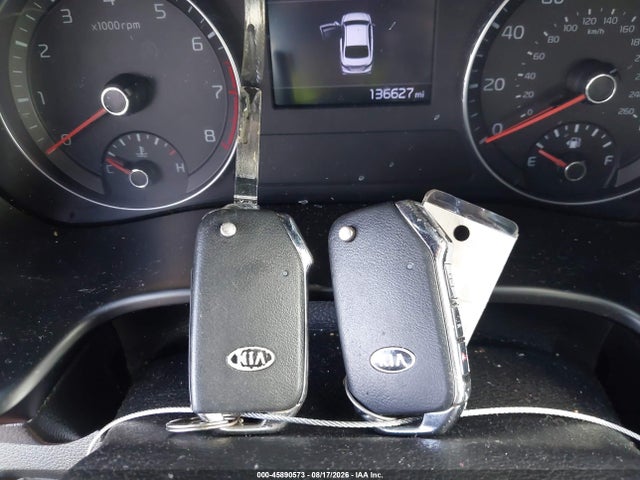 45890573 :رقم المزاد ، 3KPF34AD5KE044452 vin ، 2019 Kia Forte S مزاد بيع