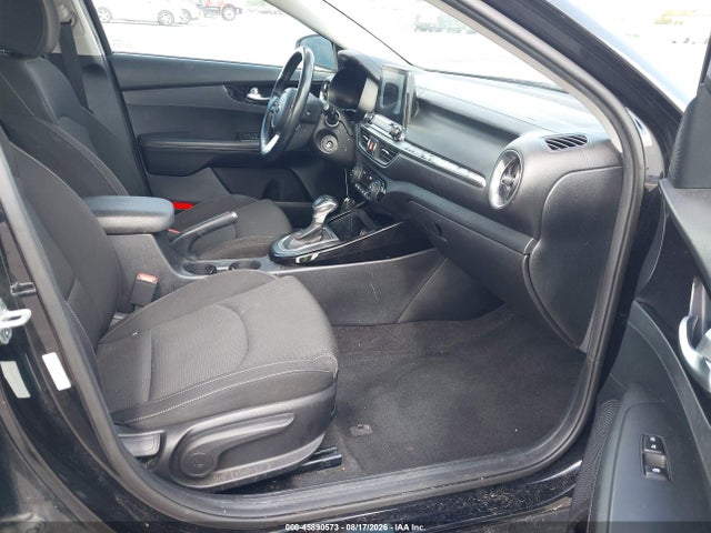 45890573 :رقم المزاد ، 3KPF34AD5KE044452 vin ، 2019 Kia Forte S مزاد بيع