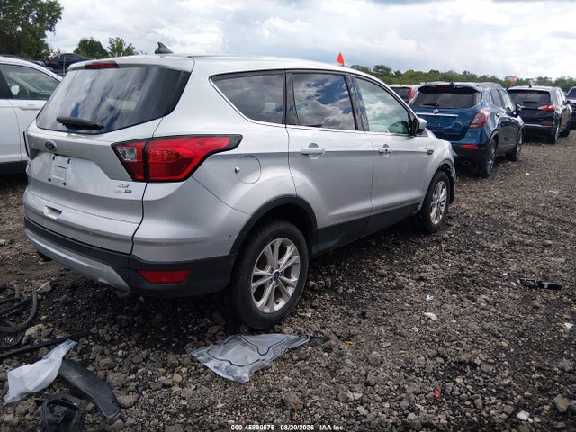 45890575 :رقم المزاد ، 1FMCU9GD8KUB42425 vin ، 2019 Ford Escape Se مزاد بيع