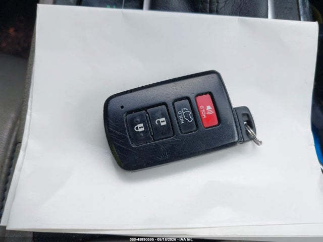 2015 Toyota Highlander Xle V6 მანქანა იყიდება აუქციონზე, vin: 5TDJKRFH1FS215778, აუქციონის ნომერი: 45890595